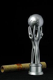 《怪物猎人崛起：曙光》推出冥渊龙和混沌黑蚀龙Q版毛绒玩具 售价196元